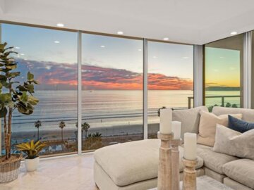 1810 Avenida Del Mundo #907 Photo